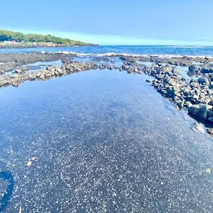 Beachfront 1 Bedroom With Private Beach, Pool, Hot Tub Aparthotel Pahala